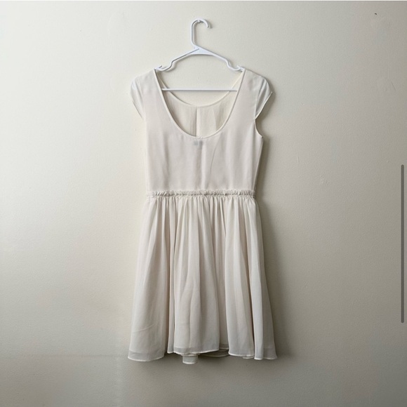 ARITZIA dress - Picture 5 of 6